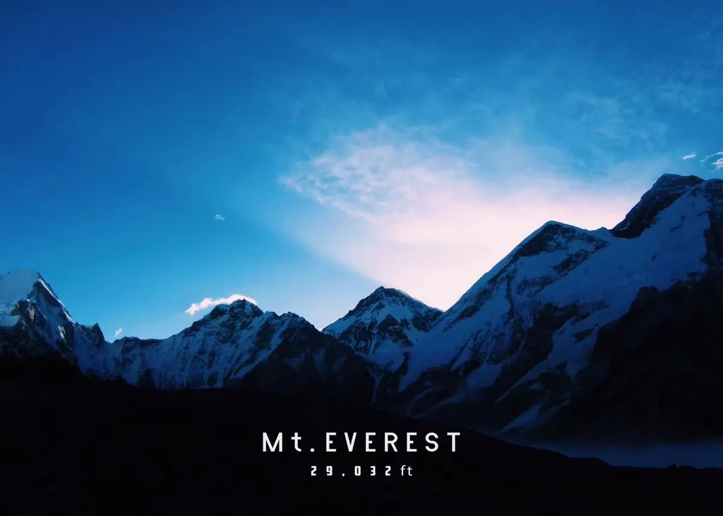 Mount Everest Landscape Canvas Print