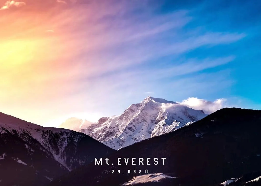 Mount Everest Landscape Canvas Print