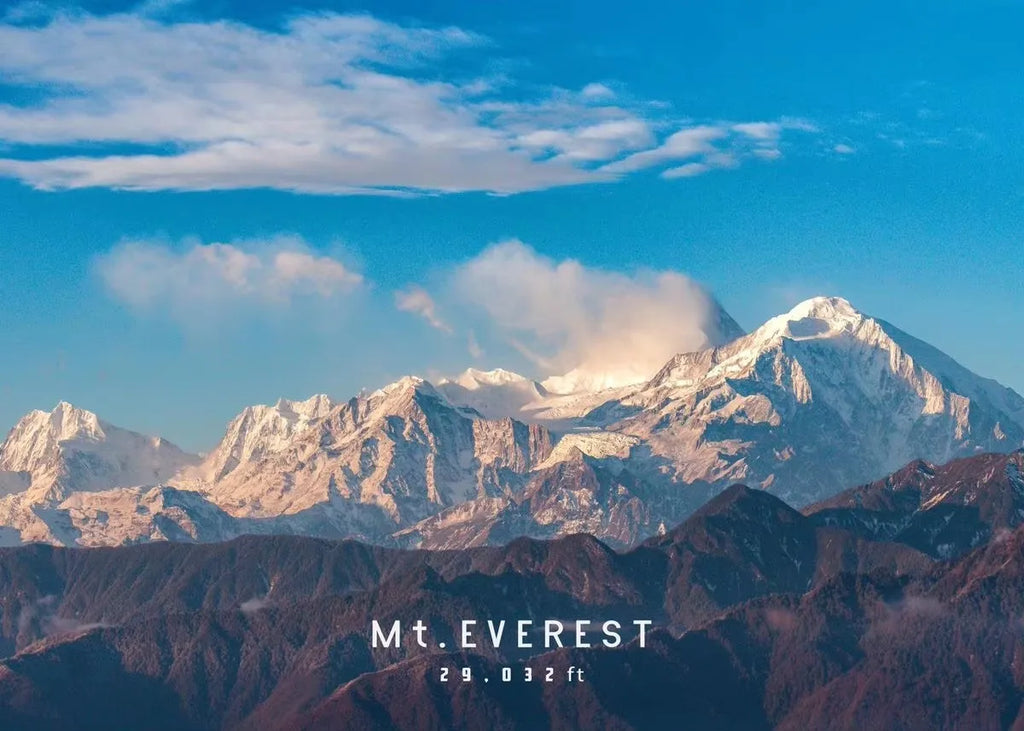 Mount Everest Landscape Canvas Print